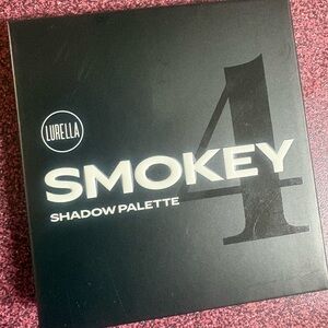 Lurella Smokey 4 Shadow Palette - Black
